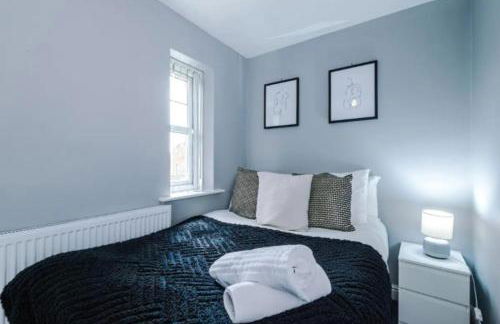 Lux 3 Bed 10 mins from Centre - Parking & Netflix - Foto 6