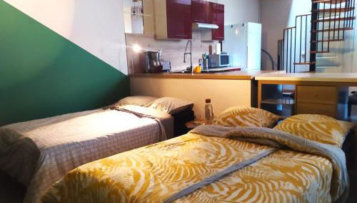 Spacieux Appartement au Calme 15min sud de Lyon proche Métro et Gare Confluence Aquarium Gerland - Foto 3