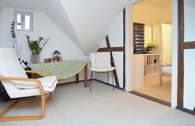 Modern Apartment in a Listed Villa With Beautiful View From Balcony - Foto 33