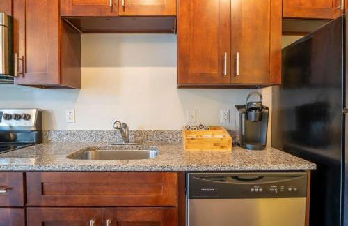 CozySuites MusicRow Astonishing Studio with free parking 23 - Foto 20