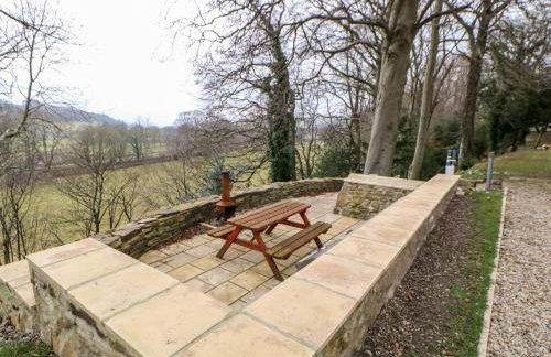 Castle keep at Stanhope Castle - Photo 38