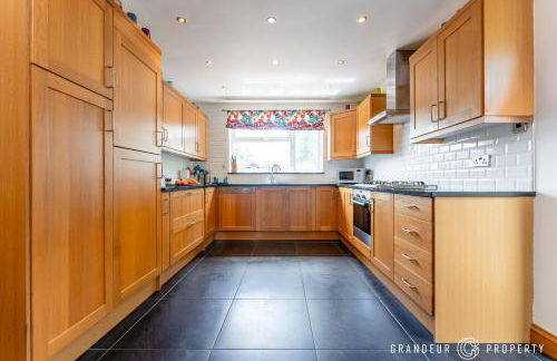 Bracken Bliss by Grandeur Property - Photo 10