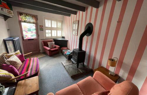 Quirky little end of terrace - Foto 13