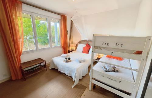 Maison atypique -Jardin, terrasse & cabane perchée - Foto 22