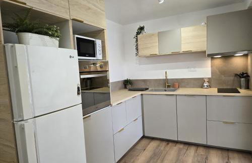 Appartement privatif 6 personnes dans villa piscine climatisé - Foto 6