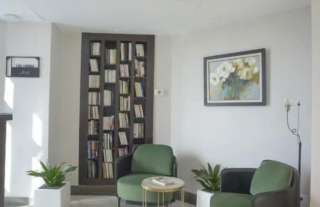 Maia Hotel Suites - Photo 43