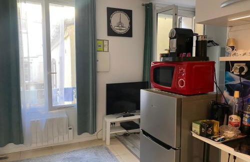 Paris Sud-porte de Gentilly mignon T2 250 m de Paris - Foto 5