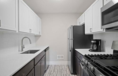 Cozy Stay Modern Comfort in the City - Foto 4