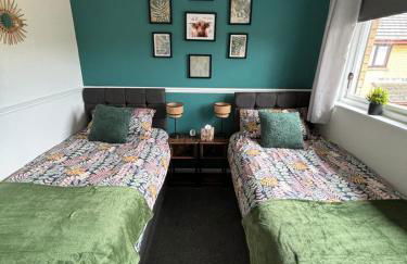 Stylish home in Linlithgow Near Edinburgh Airport Free parking Free WiFi - Foto 40