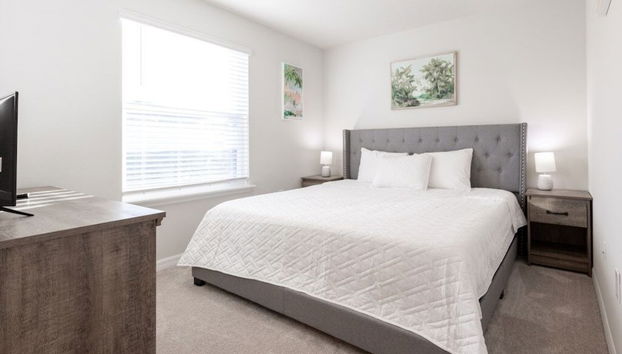 Spacious 10 Bed Pool Home With Game Room- 10 Bedroom Home by RedAwning - Foto 5, Habitación