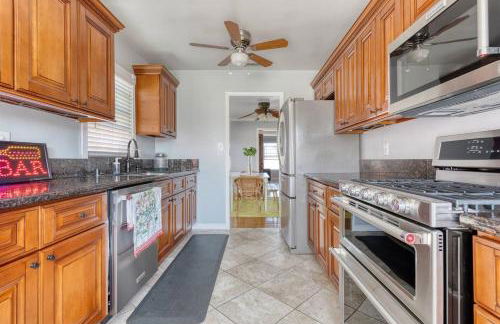 New Belmont Shore Retreat with free Parking Walk to Beaches - Foto 13