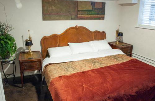 Bootlegger House Sleeps 10-20 Free TV & Parking - Foto 25