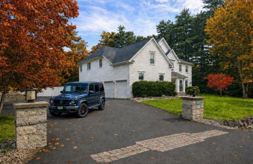Luxury 5BR Retreat - Hot Tub - Game Room - 2 Fire Pits - Foto 56