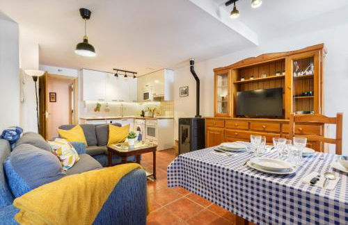 Amplio apartamento de montaña con terraza y WiFi - Foto 5