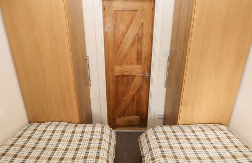 Knap Cottage - Photo 11