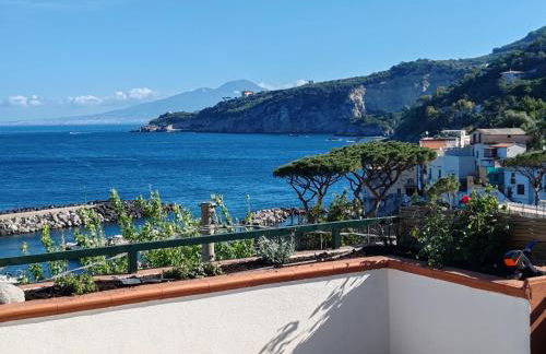 Panoramic Sea-View Apartments with Terrace, Marina della Lobra - Foto 2