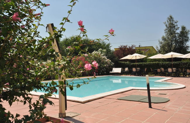 La Prosciutta - Photo 26