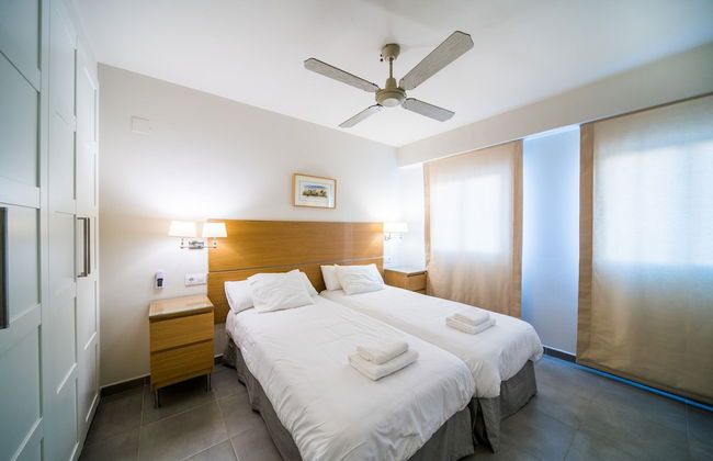 Wish-Suite Guadalquivir de Sevilla Apartment - Photo 2