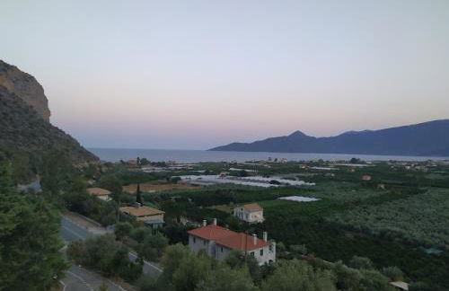 Red Rock and View Leonidio maisonette studio - Photo 4