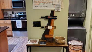 Tony's Riverside Oasis - Photo 4