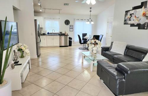 Orlando villa private pool/hot tub close to Disney - Foto 37