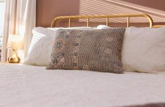 Speakeasy, Hot Tub, Putt Putt, Outdoor Theatre, 8 minutes from Downtown Greenville - Foto 16