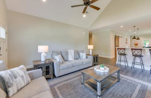 3 Mi to Campus Auburn Home with Deck and Fire Pit - Foto 4