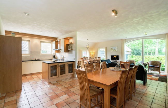 Farmhouse in Rheeze Near Forest and Meadows - Photo 24