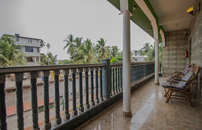 OYO 14181 Home Garden View Studio Morjim Beach - Foto 19