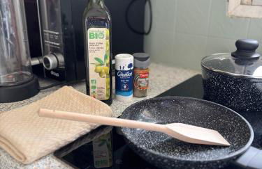 Downtown Limoges - Secure parking - Foto 13