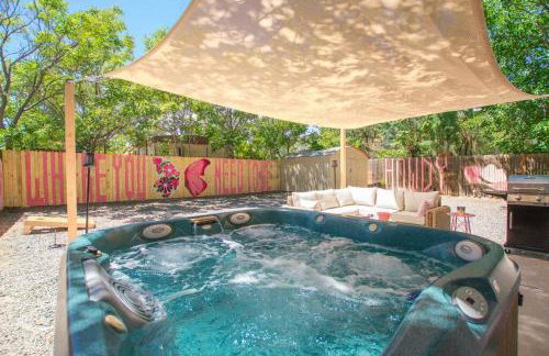 50 Shades of Pink-Private Hot Tub! - Foto 1
