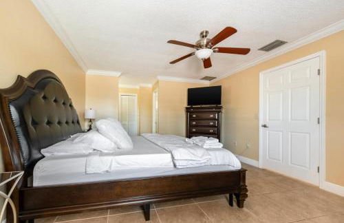 Renovated 3BR Dog Friendly Pond View W/D - Foto 66