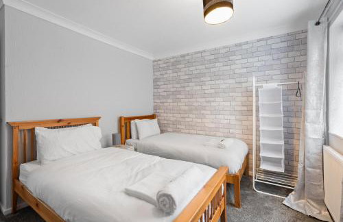 A Charming 3 Bed home next to NEC and Birmingham International Airport - Foto 4