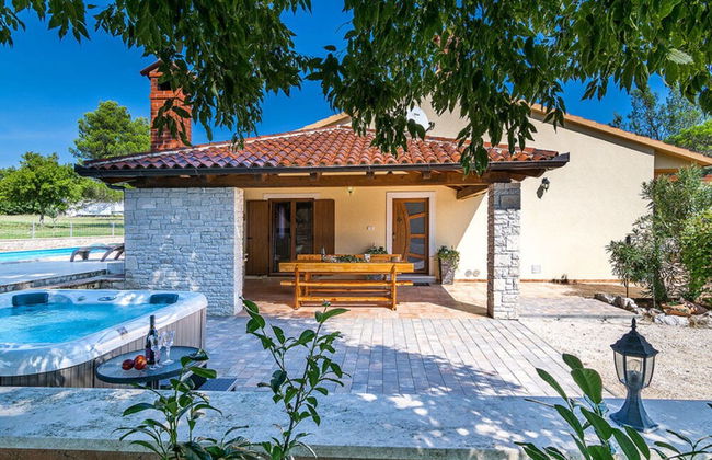 Villa Emanuel Comfortable Holiday Residence - Foto 21