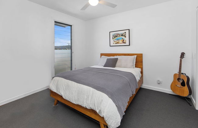 Palm Beach Luxe Townhouse walk to Beach - Photo 4