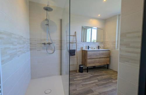 Gîte spacieux pour 10 pers. avec grand jardin à Tence - FR-1-582-528 - Foto 6