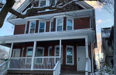 Red Brick Inn - Walk to the Falls, the Casino and all Downtown Restaurants - Photo 3