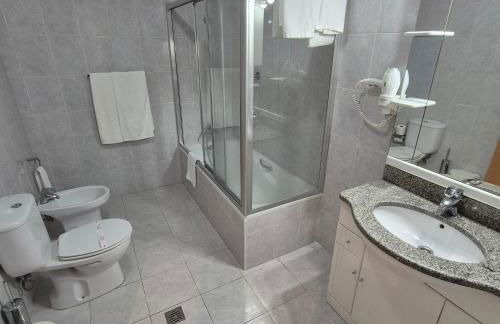 Apartamentos Turísticos Vila Praia - Foto 13