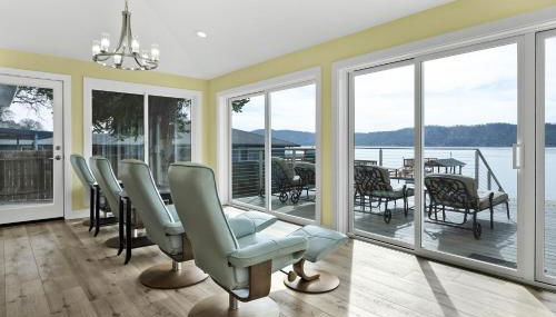 Sandy Feet Retreat -- Lakefront Retreat With Sand Volleyball Court! - Foto 2