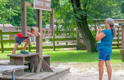 Sun Outdoors Frontier Town - Foto 12