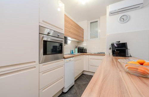 Boba lovely apartment close to Zrce beach - Foto 2