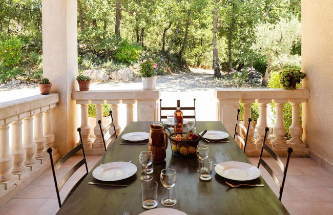 Menerbes Home With Private Pool - Photo 8