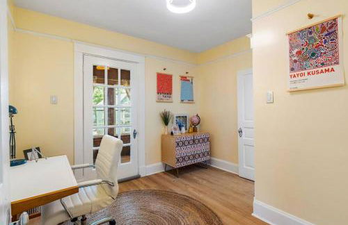 Modern Oakley Retreat - King Bed - Free Parking - Centrally Located - Foto 37