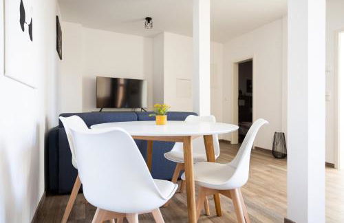 Apartments am Neuen Theater - Parkplatz nach Verfügbarkeit - Altstadt - Küche - Wifi - Powered by Ko-Living - Foto 73