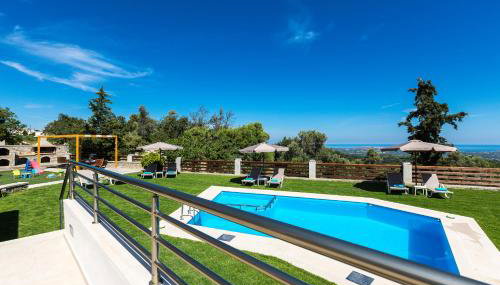 Anatoli Villa, a Retreat with Private Pool & BBQ, By ThinkVilla - Foto 2