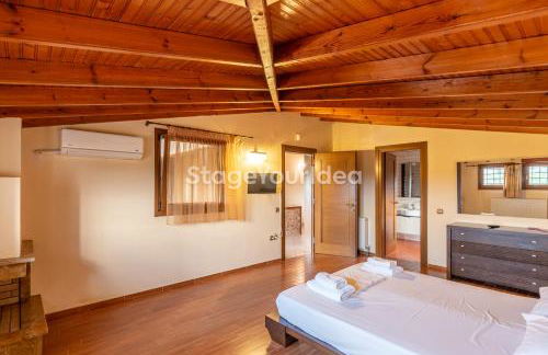 Luxury appartment, only 7 minutes from Thessaloniki airport and 15 minutes from city center ,for 8-23 people also for gatherings and parties - Photo 22