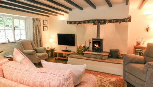 Ingleton 2-bed Cottage, Sleeps 4, Pet Ok & Parking - Foto 2