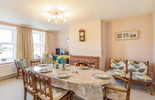 Blue House - Photo 6