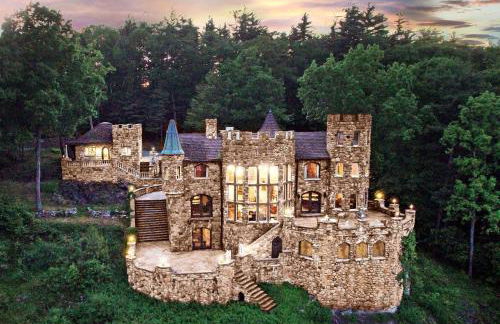 Regal Suite Rental in Breathtaking Castle near Lake George, Upstate New York - Foto 27