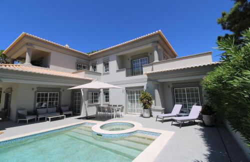 Charming Exceptional Golf Villa in Algarve - Photo 53